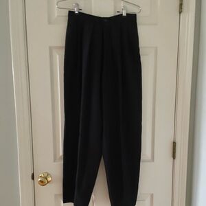 BLACK CREPE LANTERN/BALOON DRESS PANTS 
Petite small, vintage Finity.